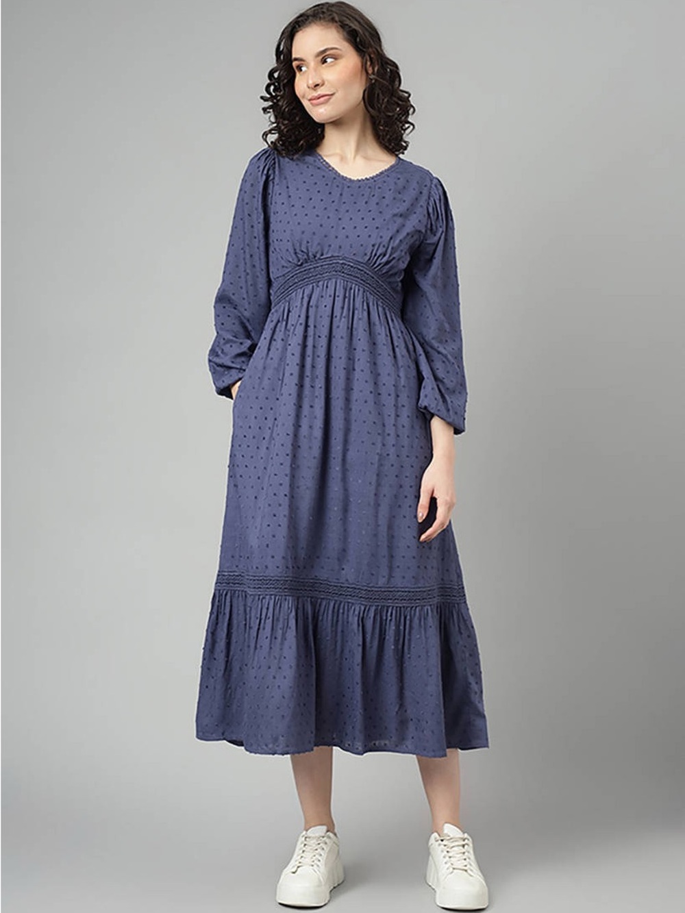 Beverly Hills Polo Club Women’s Blue Dobby Detail Round Neck Midi Dress Size M